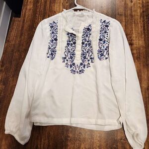 Sfera embroidered lantern sleeve blouse